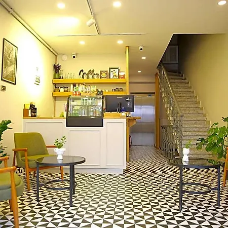 Roco Beyoglu 2*